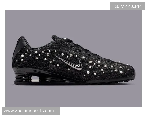 Nike发布Kobe8EXT马年特别版黑色鞋面搭配马毛材质彰显独特风格